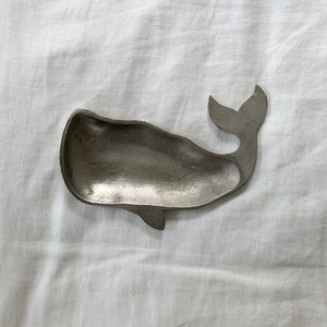 Cute metal whale dish